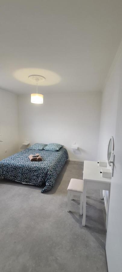 Private Room In Shared Apartment III Beauvais Esterno foto